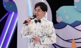 吃瓜娱乐主持人是谁,揭秘主持人身份之谜